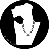 Onlineshop - Collana di perle, busto decorato moderno disegnato con collana di perle